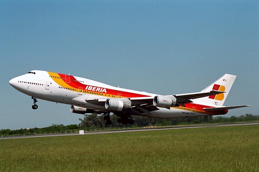 Iberia lanza un millón de plazas en oferta