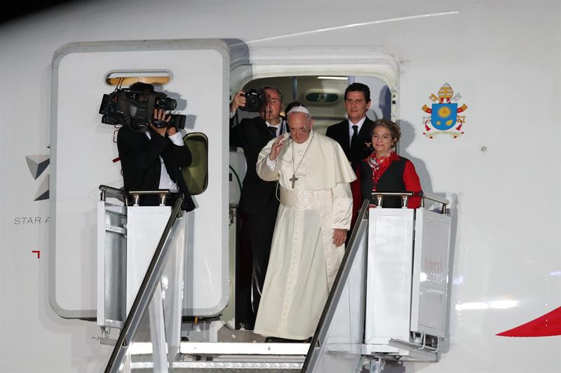 Colombia despidió al Papa Francisco con un Carnaval