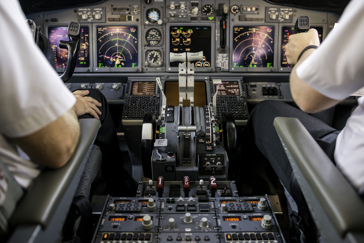 Boeing to raise 787 jet output, upbeat on 777