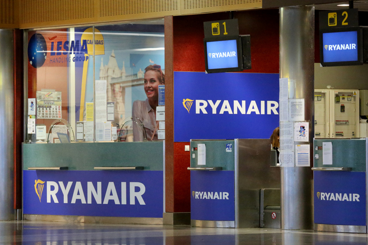 Ryanair loses EU case to keep Irish law for crew abroad