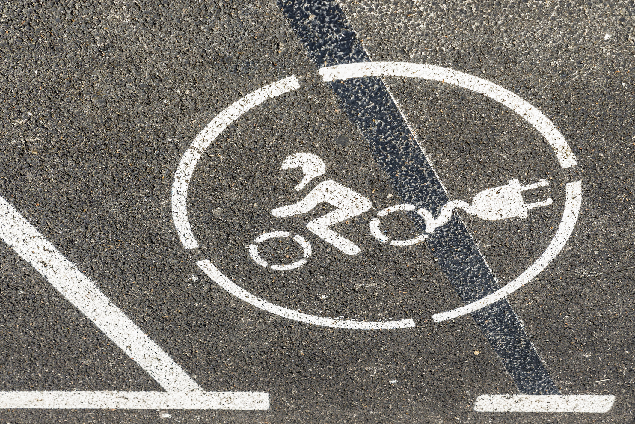 ¿Turismo y movilidad sostenible de carácter urbano? Motos eléctricas