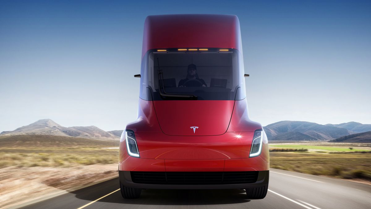 Tesla presents the truck of the future