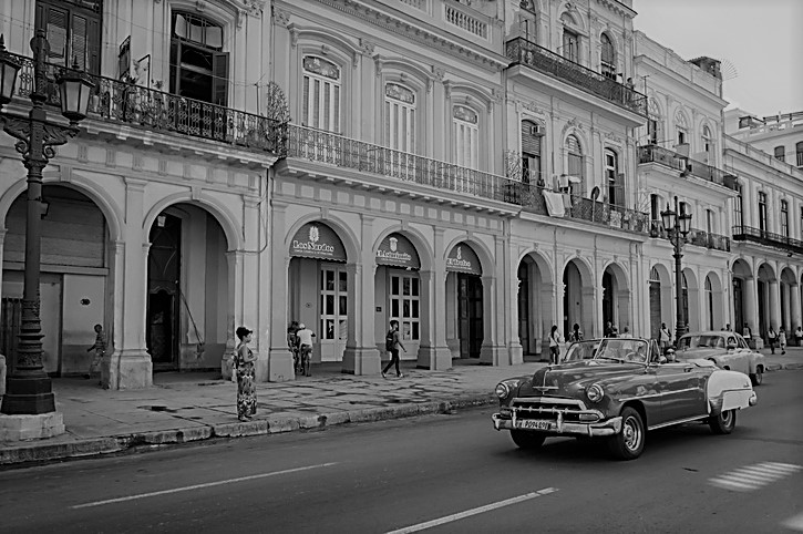 Trump crea “ansiedad” entre viajeros estadounidenses con sus sanciones a Cuba