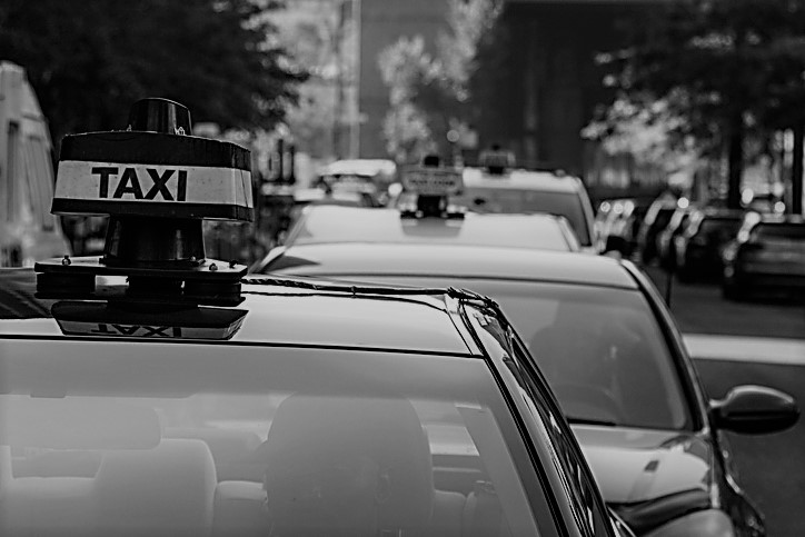 Uber fights proposed rule in Mexico’s Cancun barring cash fares