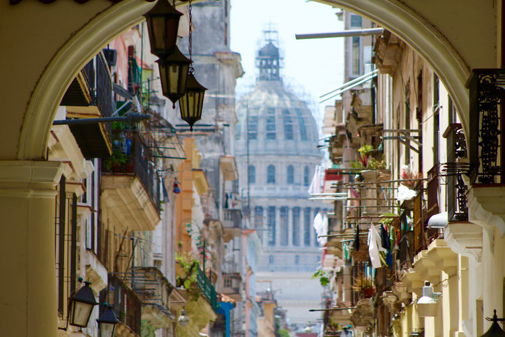 Cuba espera batir un nuevo récord en 2018 con cinco millones de turistas