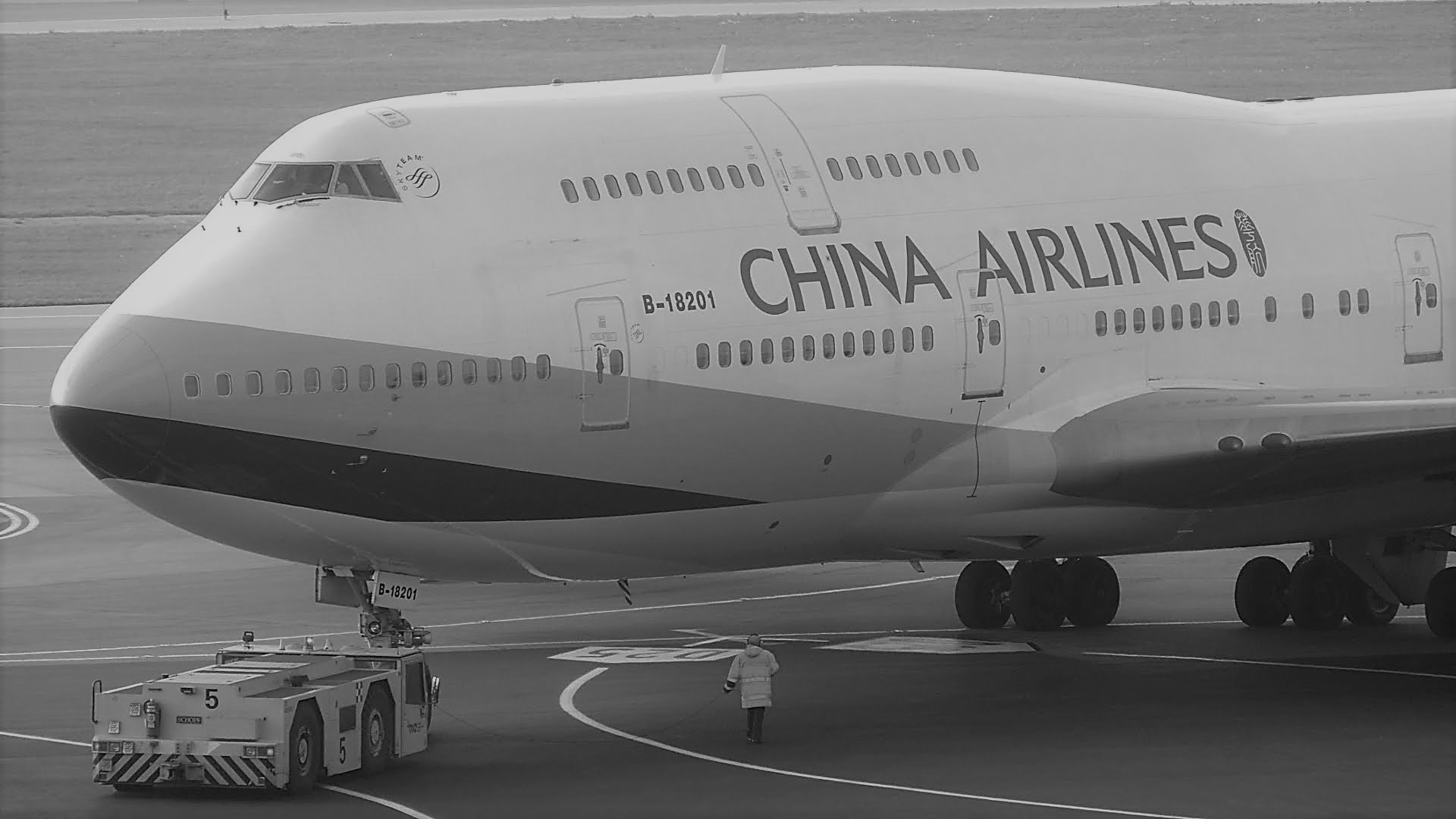China suspends flights from Bali to China due to volcanic ash
