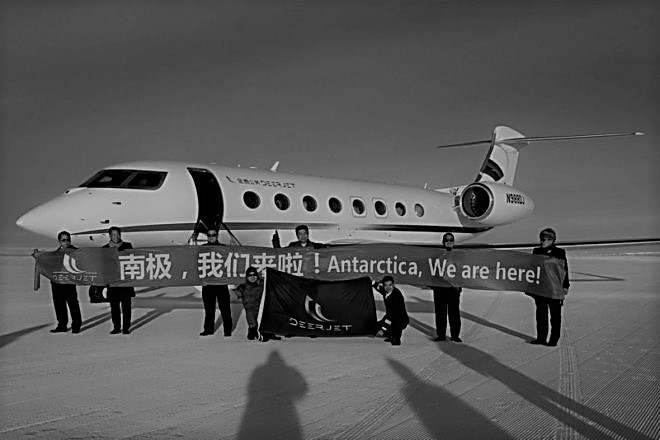 Un vuelo comercial chino aterriza por primera vez en la Antártida