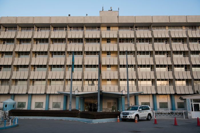 Cadáveres quemados y relatos de terror en el hotel Intercontinental de Kabul