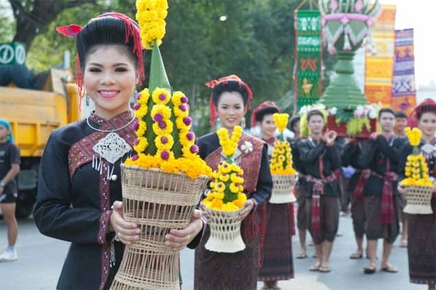 Thailand plans for even more tourists as numbers top 35 million