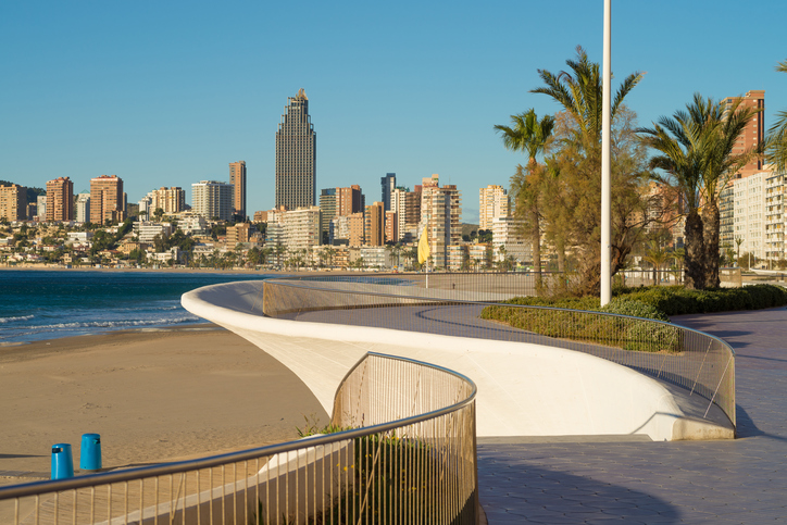 Hosbec anuncia medidas legales si Benidorm incrementa la tasa de la basura