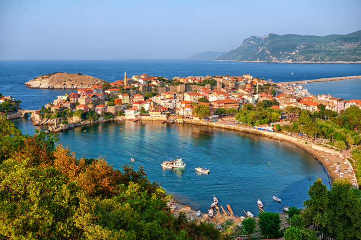 Travel group TUI fuels hopes for Turkey recovery