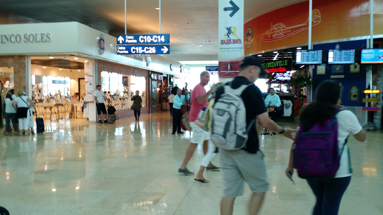 Mexico presidential front-runner plans steps to halt ‘corrupt’ new airport
