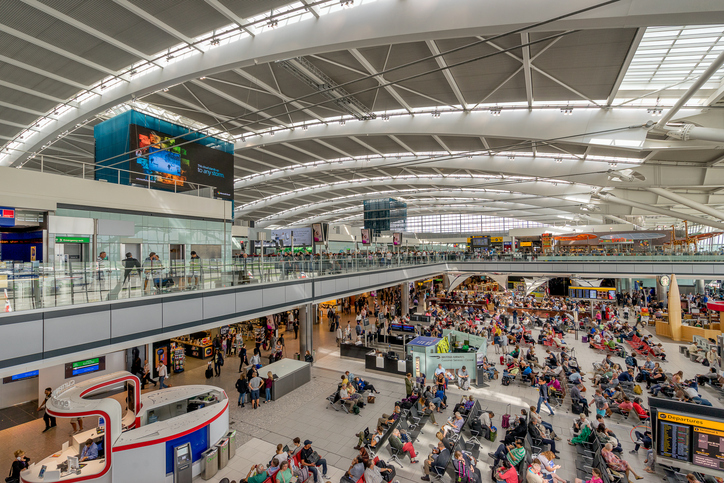 Britain should make flat airport fees condition of new runway -lawmaker committee
