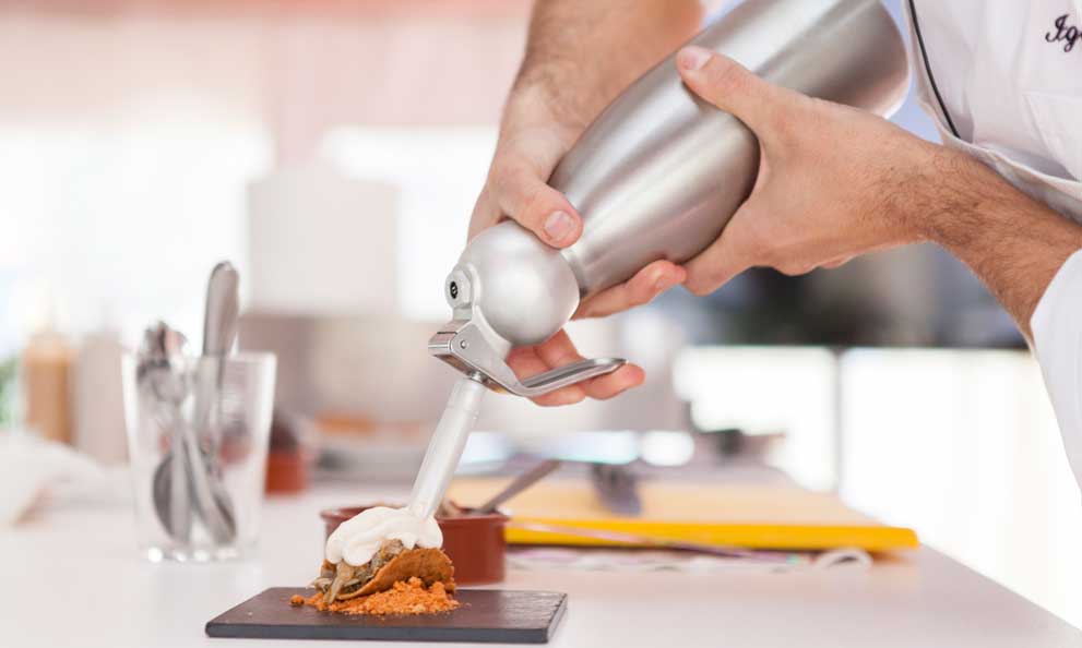 Profesionales de la cocina en miniatura se dan cita desde mañana en Vitoria