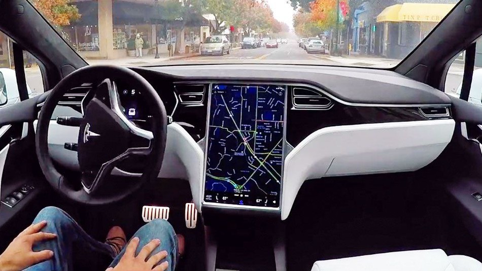 Democrats cite Tesla probe in raising self-driving car bill concerns