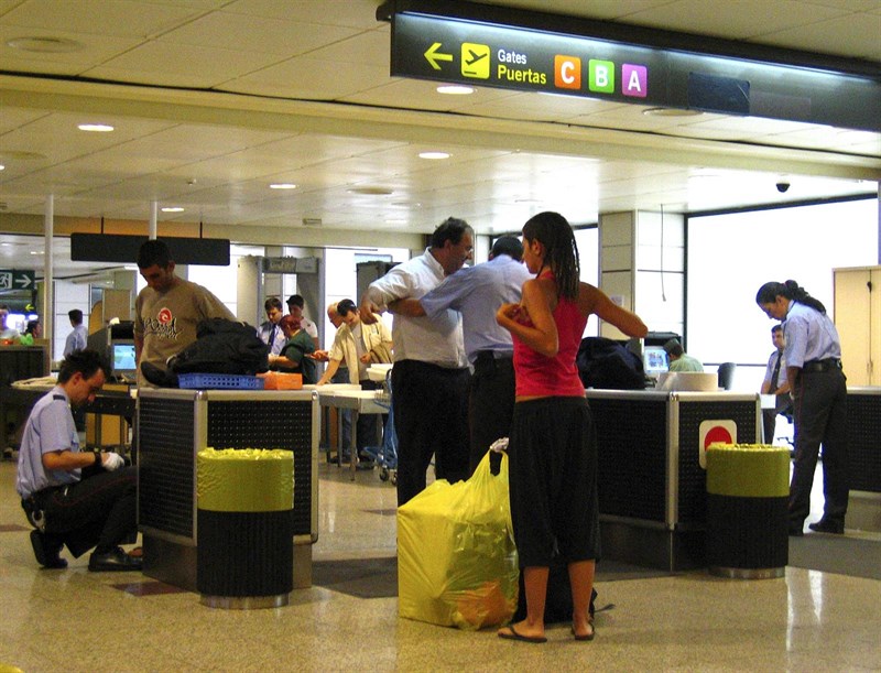 Aena gana 111,1 millones hasta marzo, el 37,4 % más