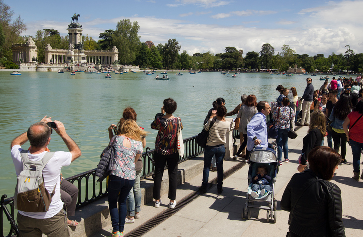 Vinculan el aumento de turistas en España con el descenso de delitos