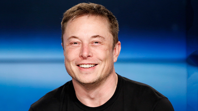 Elon Musk promises free rides through tunnel, but to where?