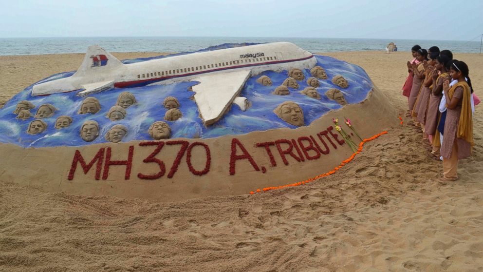 Malaysia says search for Flight MH370 to end next week