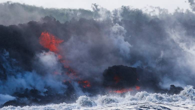 Ocean, jungle explosions new risks from Hawaii eruption