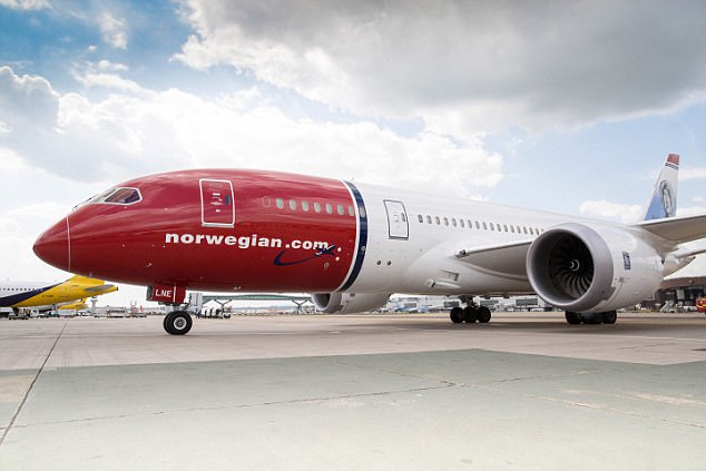 Norway tests tiny electric plane, sees passenger flights by 2025