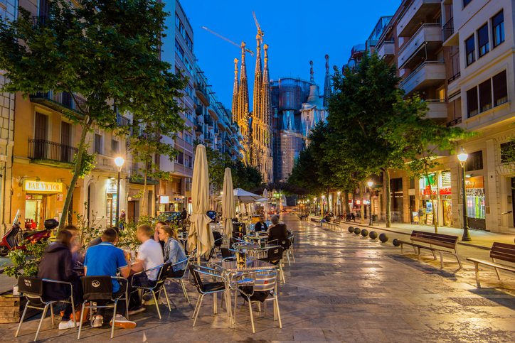 El turismo se ha recuperado,tras descenso a finales de 2017,según Generalitat