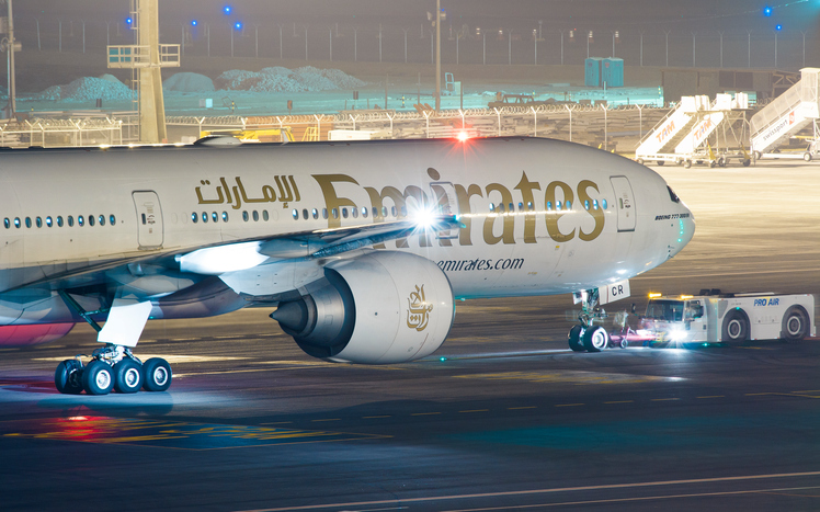 Etihad tells pilots they can join rival Emirates on secondment