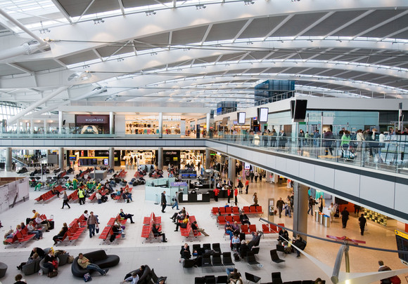 La Cámara de los Comunes da luz verde la tercera pista de Heathrow