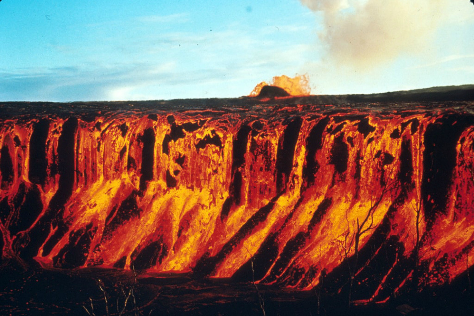 Rivers of lava destroy 600 homes on Hawaii’s Big Island