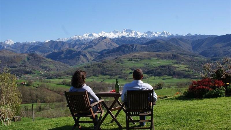Sierra Nevada programa más de 70 actividades para su temporada de verano