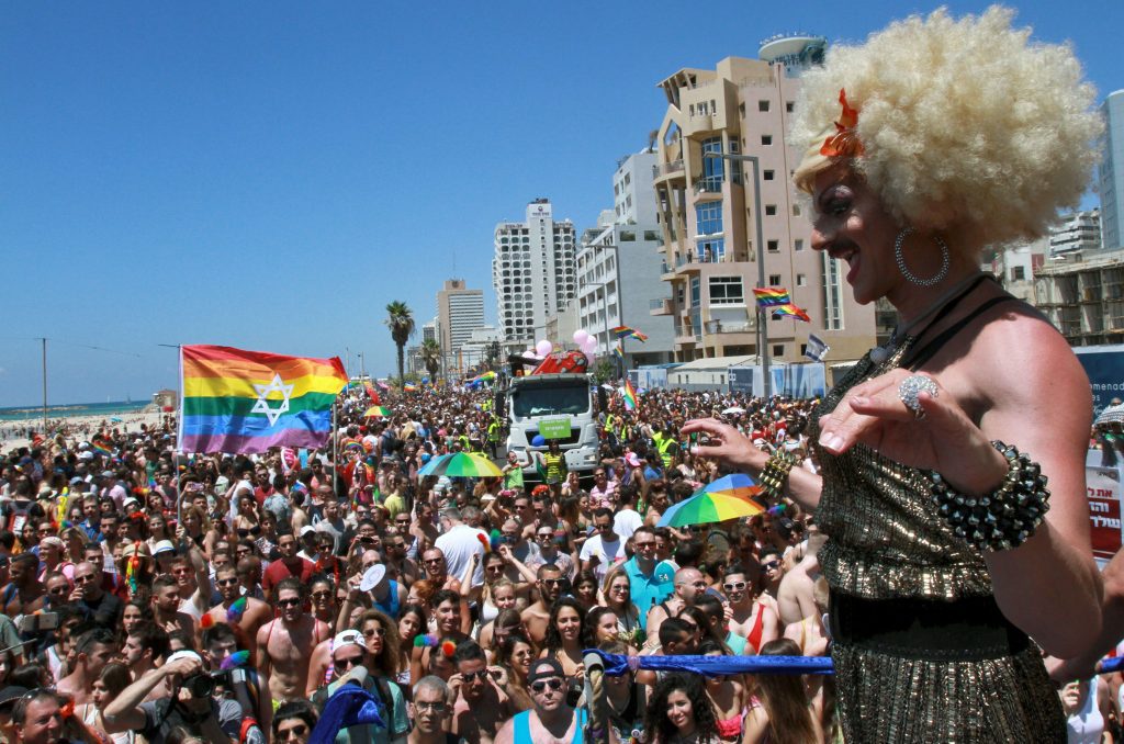 Tel Aviv pride parade draws a quarter-million Israelis, foreigners