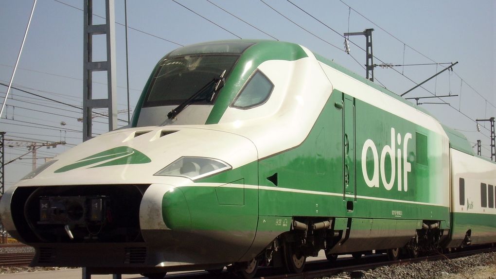 Aena, Renfe y Adif cumplen acuerdo sobre seguridad privada, según Comisión