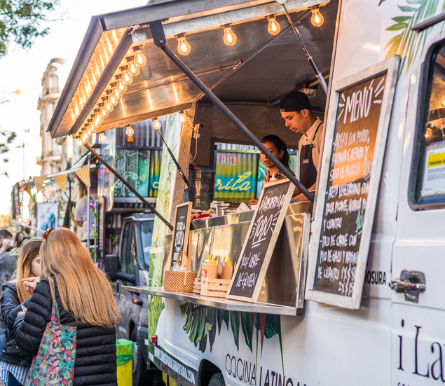 En medio de la crisis, los “food trucks” ganan terreno en Caracas