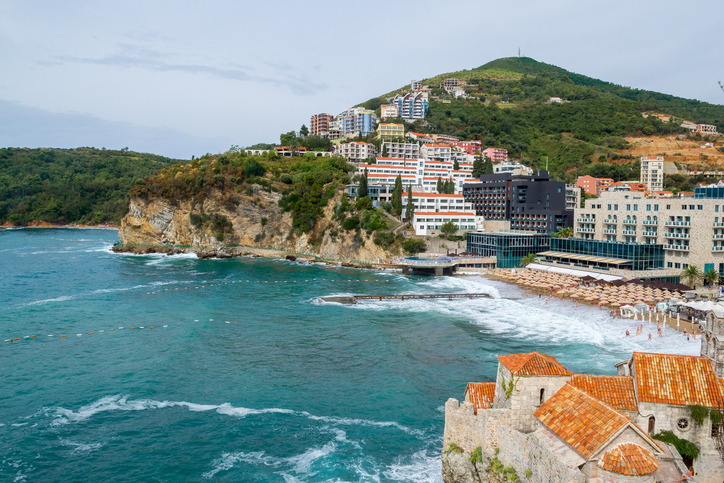 Meliá desembarca en Montenegro con un hotel cerca de la milenaria Budva