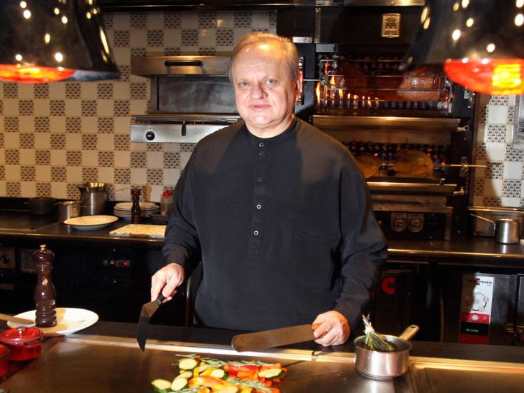 “Chef of the century”, France’s Joel Robuchon, dead at 73