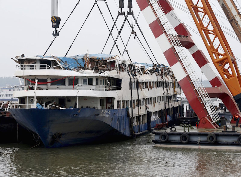 Thailand sees drop in Chinese visitors after tourist boat disaster