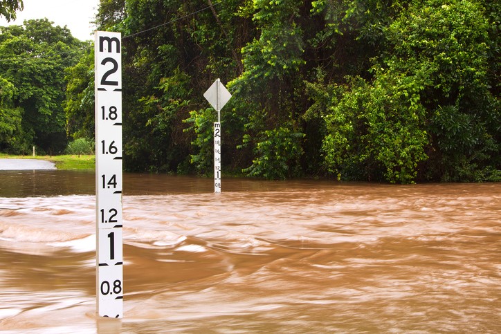 After flood, tourism in India’s Kerala left mud-bound