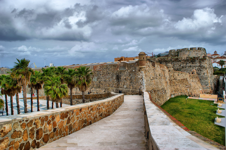 Ceuta abarata a 16 euros la llegada de turistas para fomentar el turismo