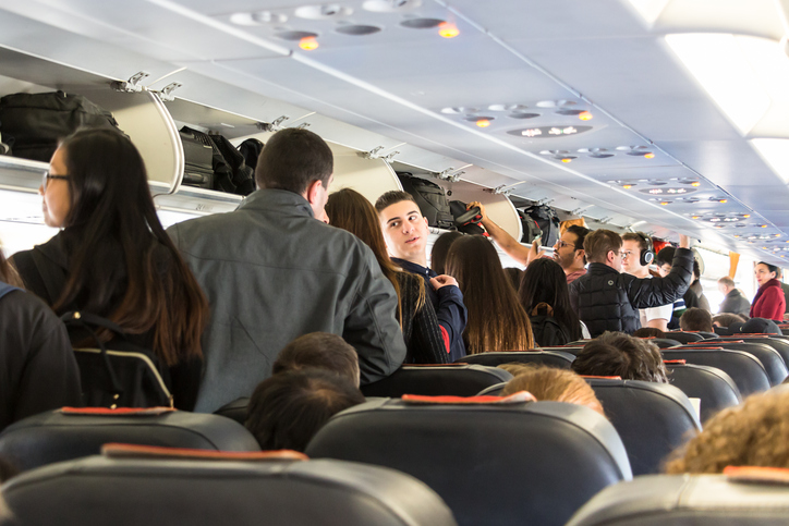Los sindicatos de Alitalia rechazan que haya ajustes para salvar la aerolínea