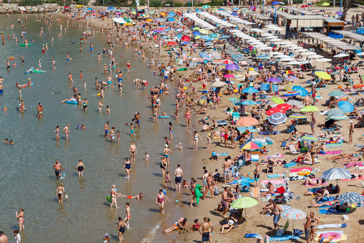 Los turistas extranjeros gastaron en agosto 11.539 millones, un 1,8 % más