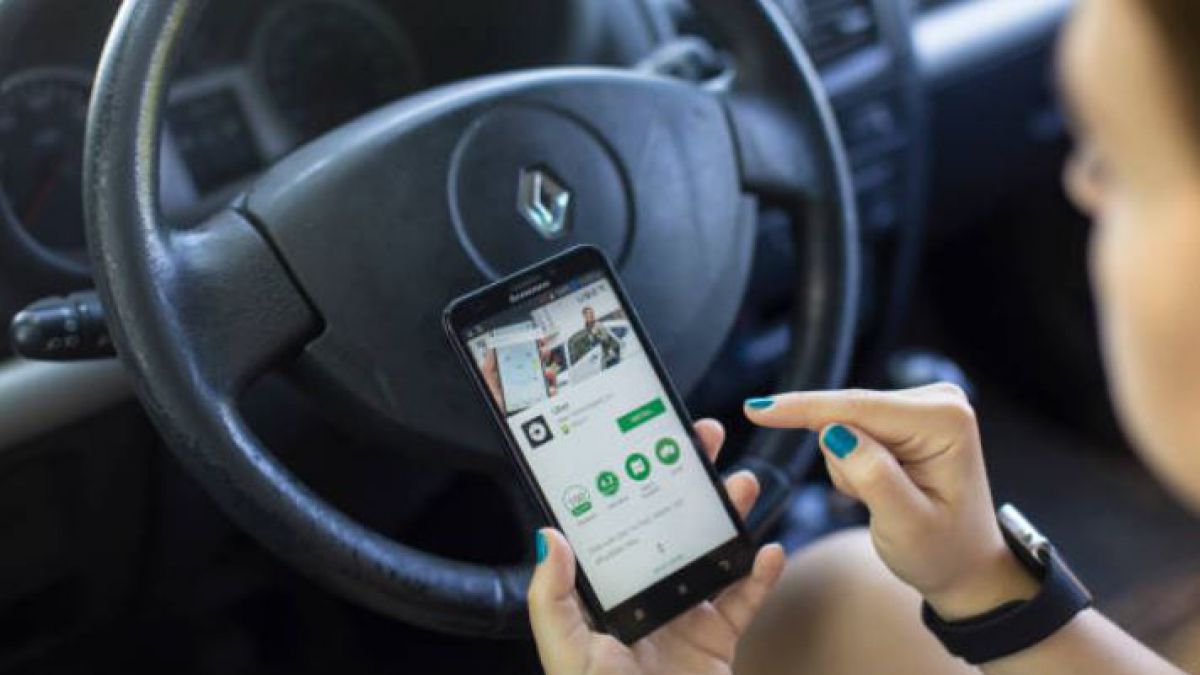 Uber goes to court to defend business model over UK worker rights
