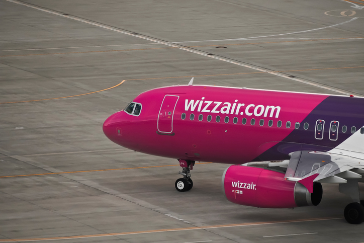 Ryanair y Wizz Air aplican el jueves su nueva política de equipaje a bordo
