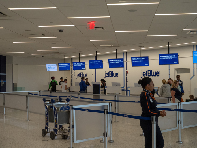 JetBlue wants U.S., European regulators to review joint ventures