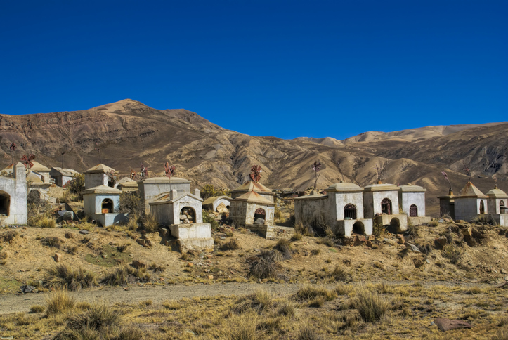 Archaeologists discover 15th century indigenous tombs in Bolivia