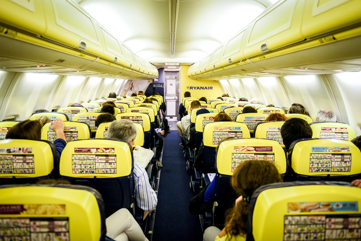 Los tripulantes de cabina demandan a Ryanair por vulnerar el derecho a huelga