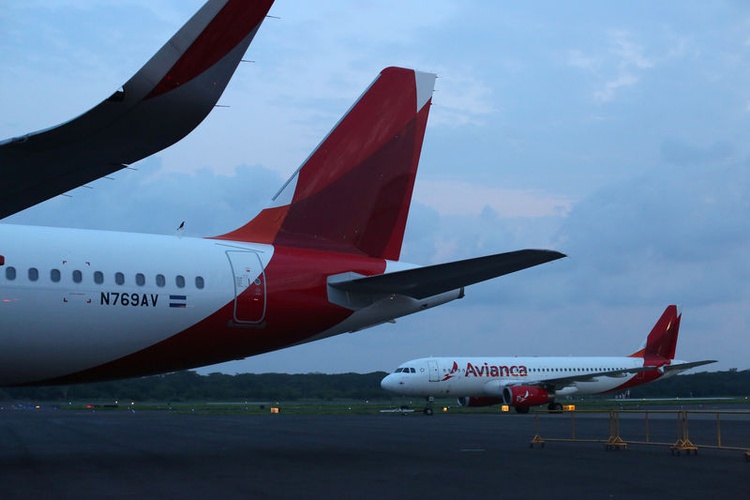 United moves deeper into Latin America with Avianca, Copa tie-up