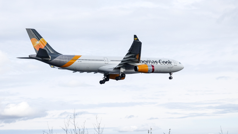 Thomas Cook debt-holders scramble for protection against default
