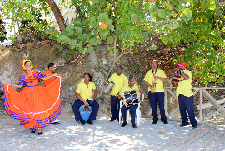 republica-dominicana-a-ritmo-de-merengue
