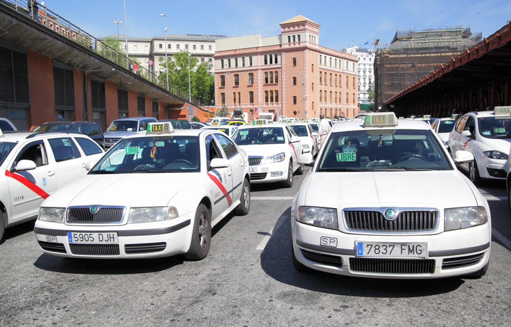 Los taxistas de Madrid harán huelga indefinida a partir del lunes