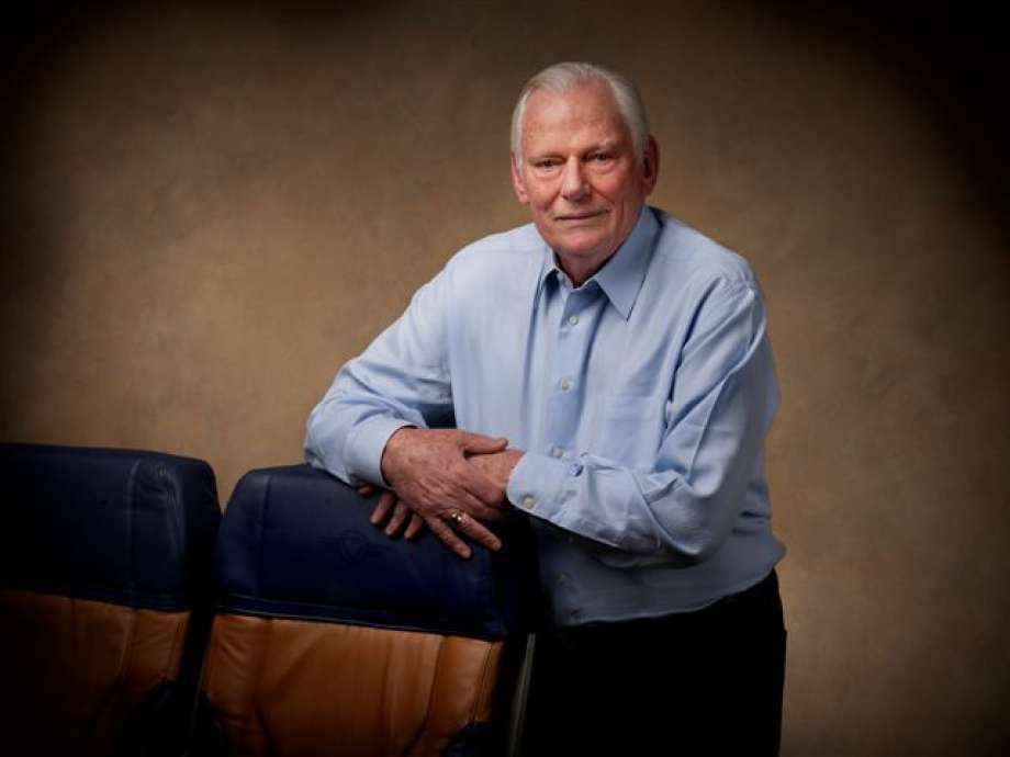 Pioneering Southwest Airlines co-founder Herb Kelleher dies at 87